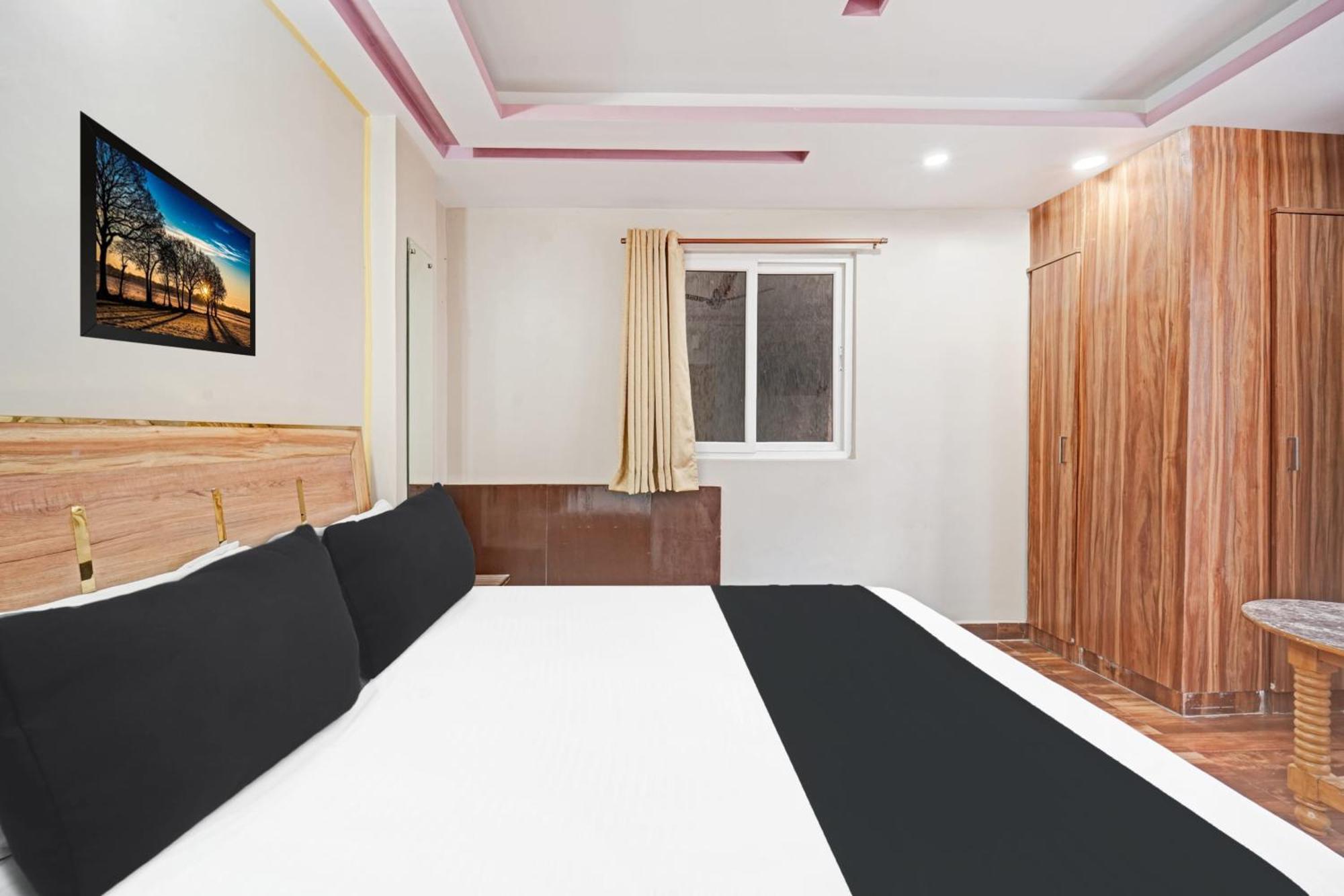 Hotel O Arvind Inn Danapur Bagian luar foto